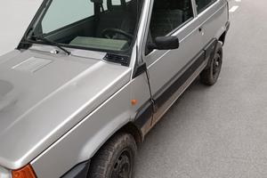 Panda Climbing 4x4 anno 2002. Mozzi liberi. 