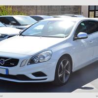 VOLVO V60 D3 R-design