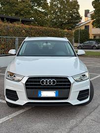 AUDI Q3 2.0 TDI 150CV Business