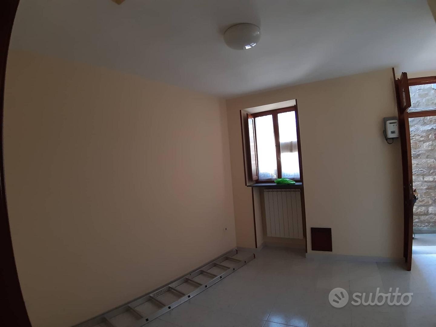 Appartamento Centro Storico Laurenzana - Vista 3
