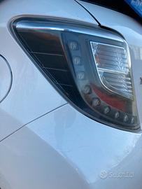 Faro posteriore Toyota Yaris 3a serie DESTRO