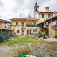 TERRACIELO SU DUE LIVELLI CON AMPIO BOX - DOPPIA O