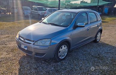 Opel Corsa 1.0i 12V cat 5 porte Club