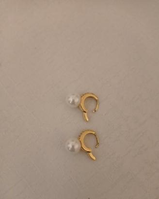 anello e orecchini