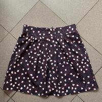 Gonna promod fiori blu