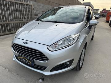 Ford Fiesta 1.4 5 porte Bz.- GPL Black & White Edi