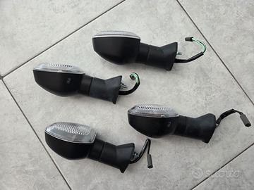 4  frecce originali SUZUKI V-STROM 650 (2021)