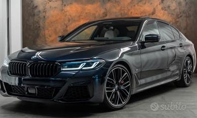 Bmw M550 i 4.4 V8 Biturbo CV 530-Iva esposta-Tetto