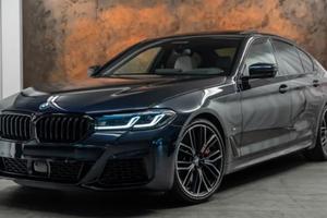 Bmw M550 i 4.4 V8 Biturbo CV 530-Iva esposta-Tetto