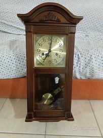 orologio a pendolo da parete