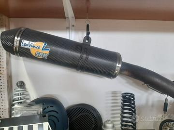 Scarico superbike fibra di carbonio leovince
