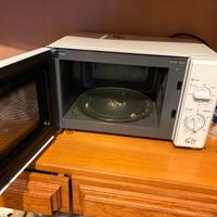 Microonde con funzione grill