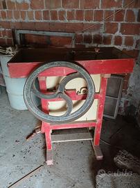 macina grano turco in legno