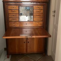 Secretaire