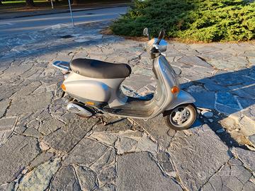 Vespa ET4 50 2001
