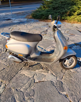 Vespa ET4 50 2001