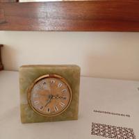 Orologio da tavola in marmo