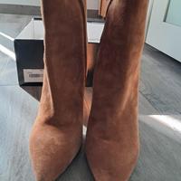 stivaletti taglia 38