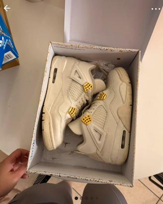 Air jordan 4 metallic gold