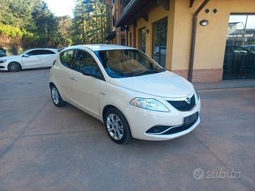 Lancia Ypsilon 1.2 69 CV 5 porte Opening Edition