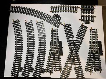 Lotto binari lima 74 pezzi.