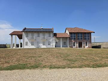 VILLA SINGOLA A PIOBESI TORINESE