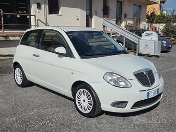 Lancia Ypsilon 1.2 Oro