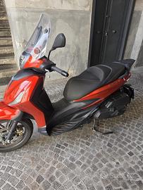 Beverly 400 S