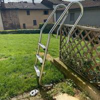 Scaletta per piscina