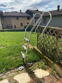 Scaletta per piscina
