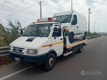 Iveco daily carroatrezzi