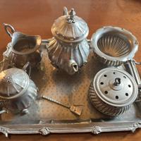 Servizio da Rè e Caffè in Peltro Martellato -m