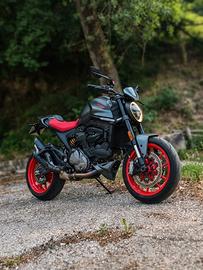 Ducati Monster 937 + Plus