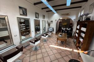 Avviato salone parrucchiere 15 anni storico