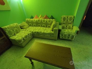 Divano+Poltrona Reclinabile+Tavolino