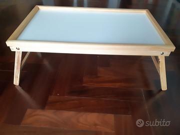 Vassoio per letto con gambe chiudibili