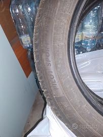 Treno gomme Michelin