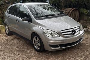 Mercedes-Benz B 180 CDI