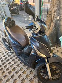 Kymco people s 150