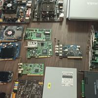 lotto di materiale PC e laptop