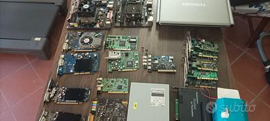 lotto di materiale PC e laptop