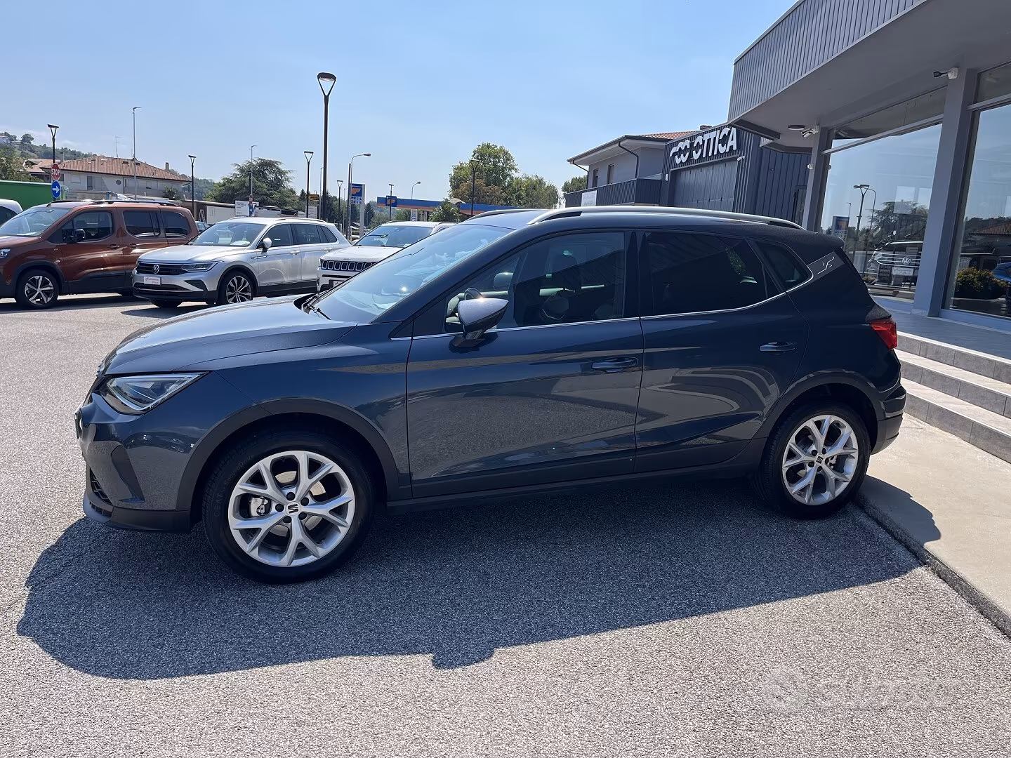 Seat Arona