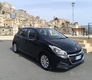 Peugeot 208 BlueHDi 100 5 porte Allure