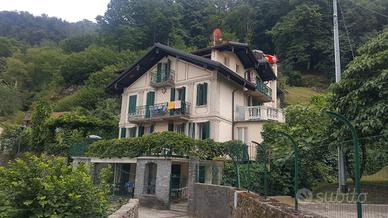 Mansarda con vista lago a Tronzano lago Maggiore