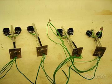 4  ANTICHI   SEGNALI  LUMINOSI FERROVIARI