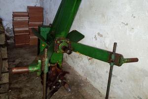 Scavafossi a cardano