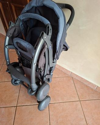 Passeggino Chicco leggero  da 0 mesi