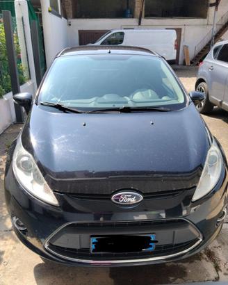 FORD FIESTA TITANIUM 2011