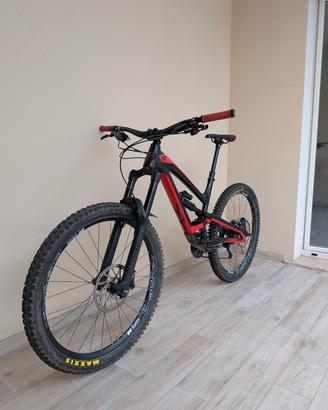 YT Capra 27.5 M