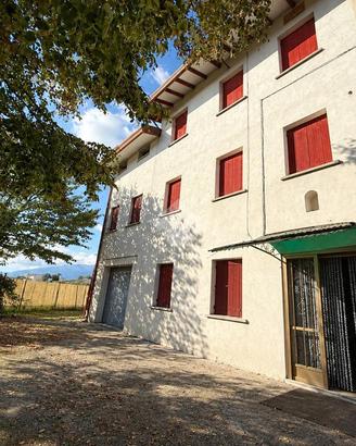 CASA SEMINDIPENDENTE A SERNAGLIA DELLA BATTAGLIA